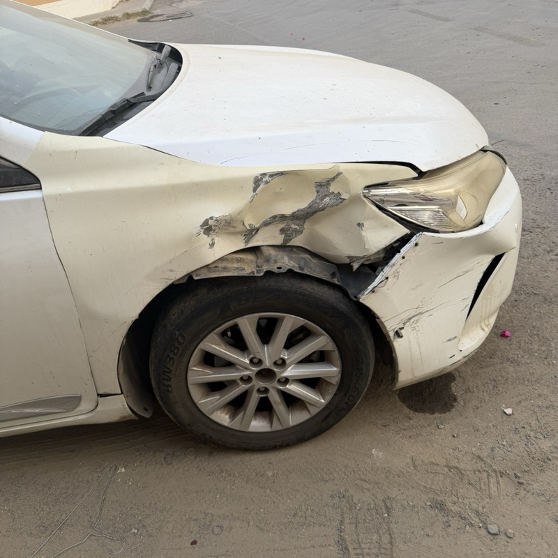 باب خلفي يسار ورفرف يمين وصدام