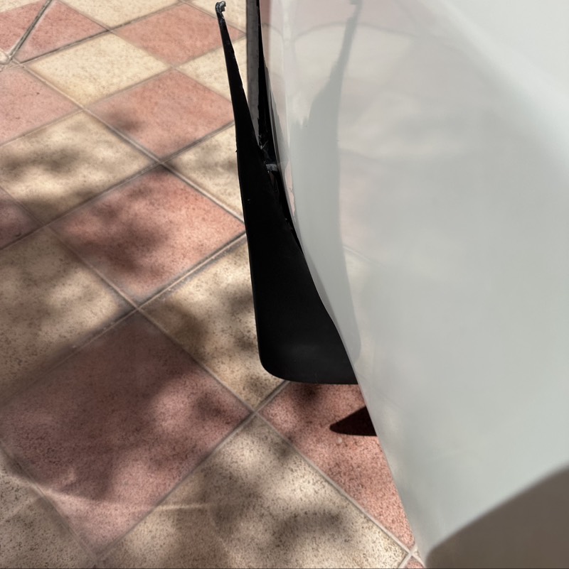 زيق الرفرف الخلفي