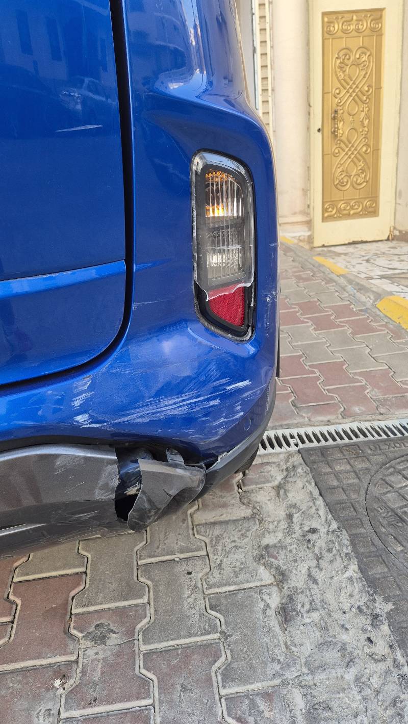 صدام خلفي + اسطب خلفي