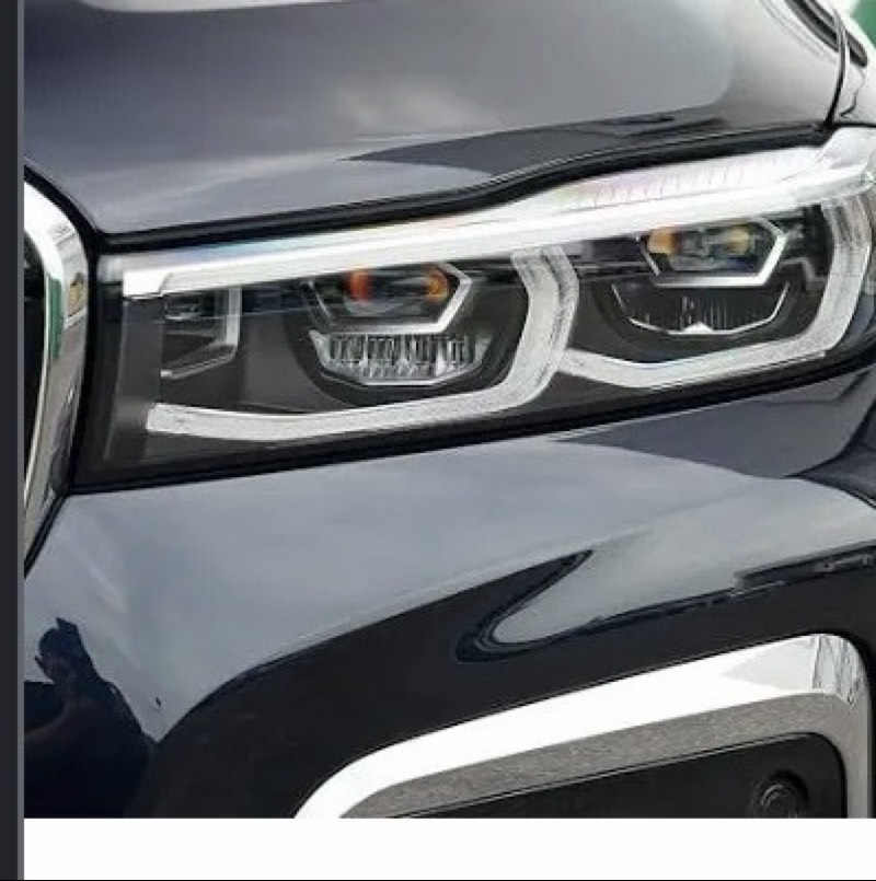 لمبة امامية يمين
