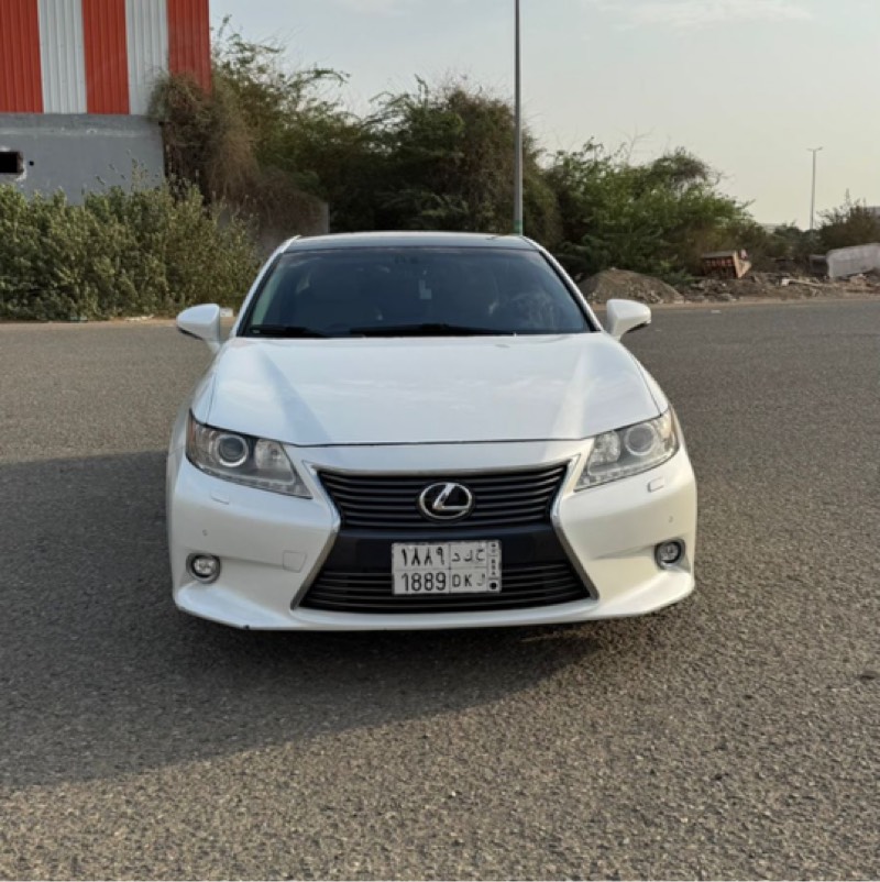 مراتب لكزس Es350 2015