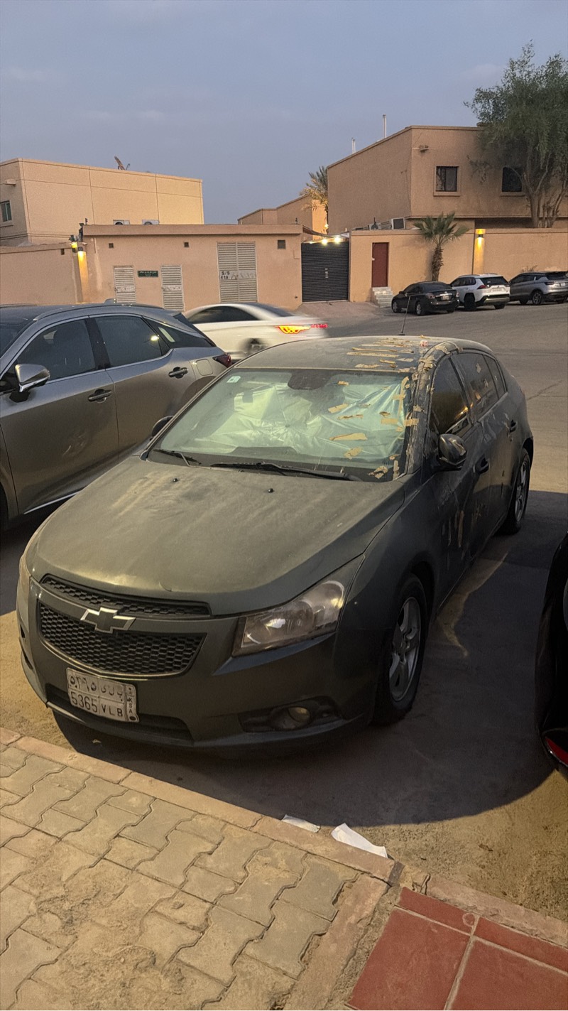 Grey 2012 Chevrolet Cruze