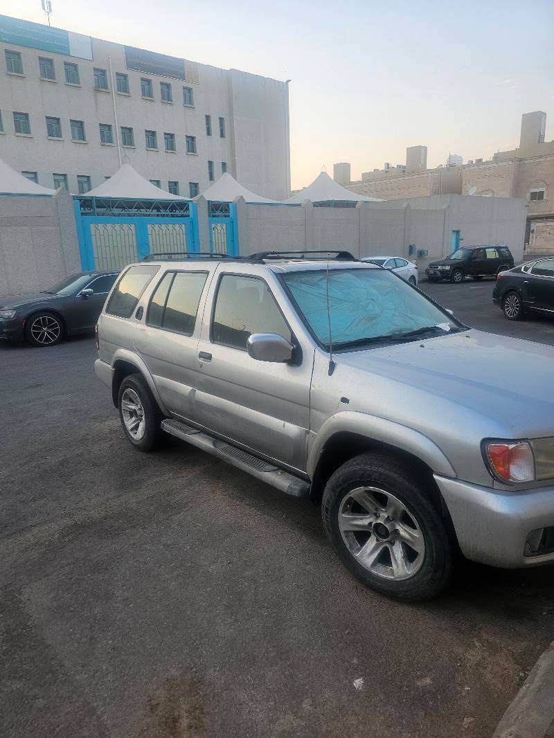 نيسان باث فاندر 2002 رصاصي