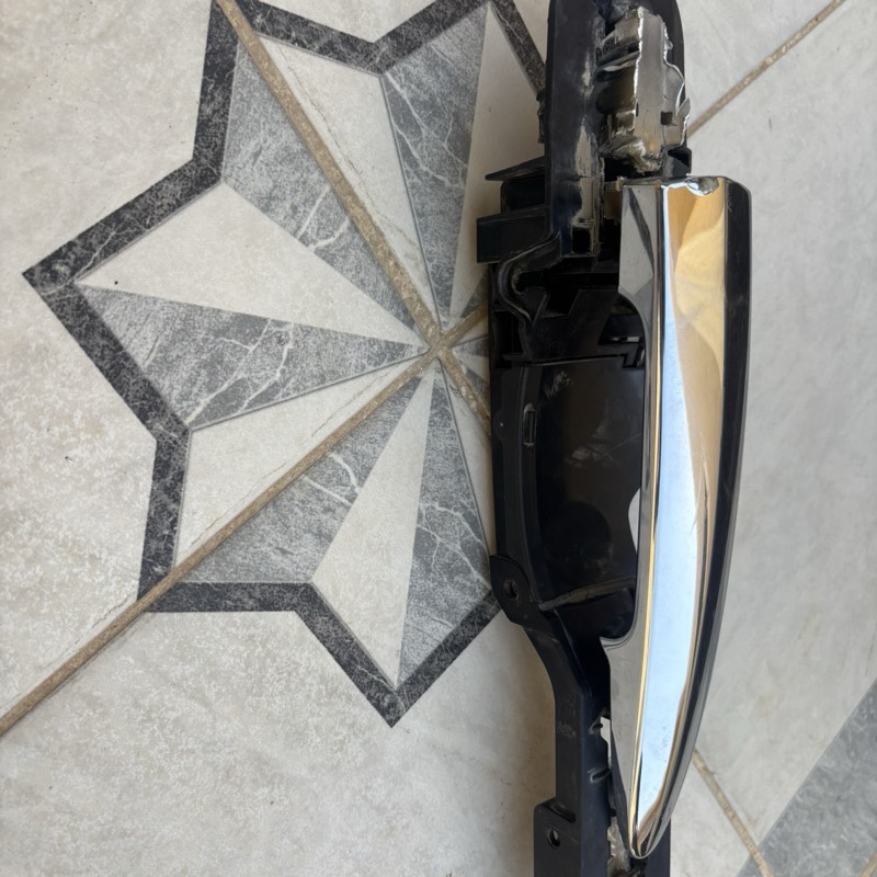 مسكة الباب
