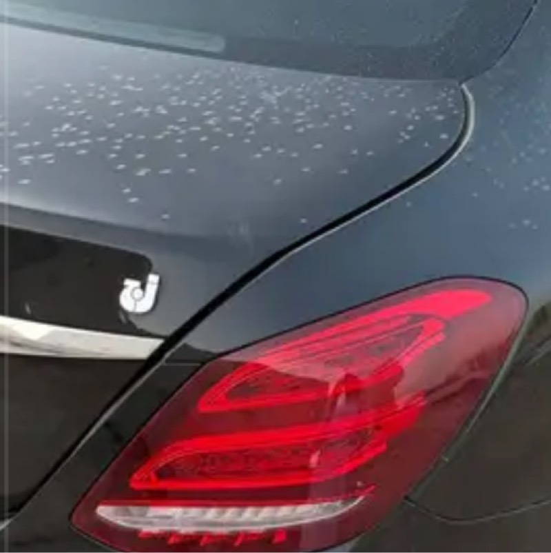 سطب خلفي يمين c200 2017