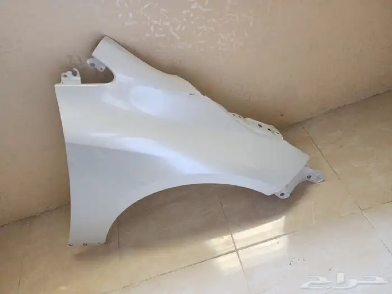 رفرف يمين