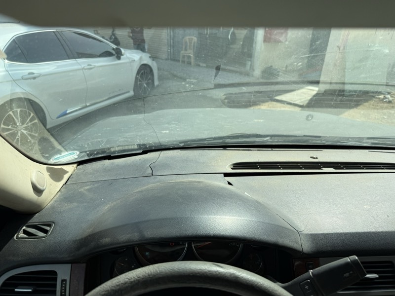طبلون جمس يوكن اسود من الداخل
