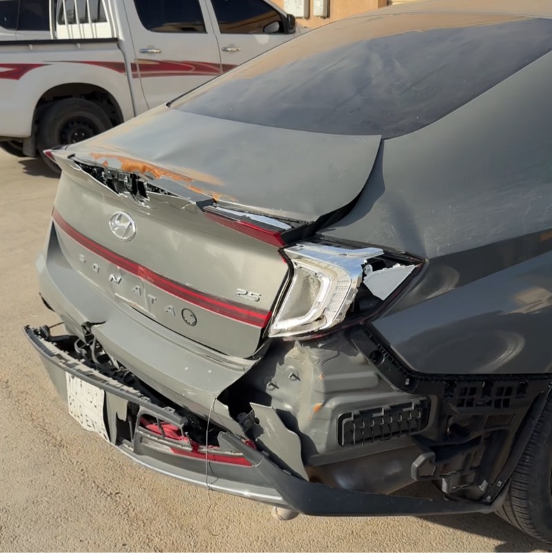 شنطة صدام واصطب خلفي