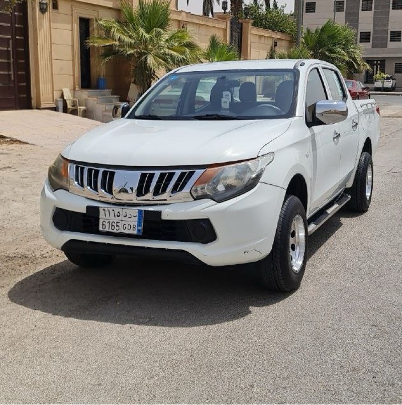 2018 Mitsubishi L200 2WD White