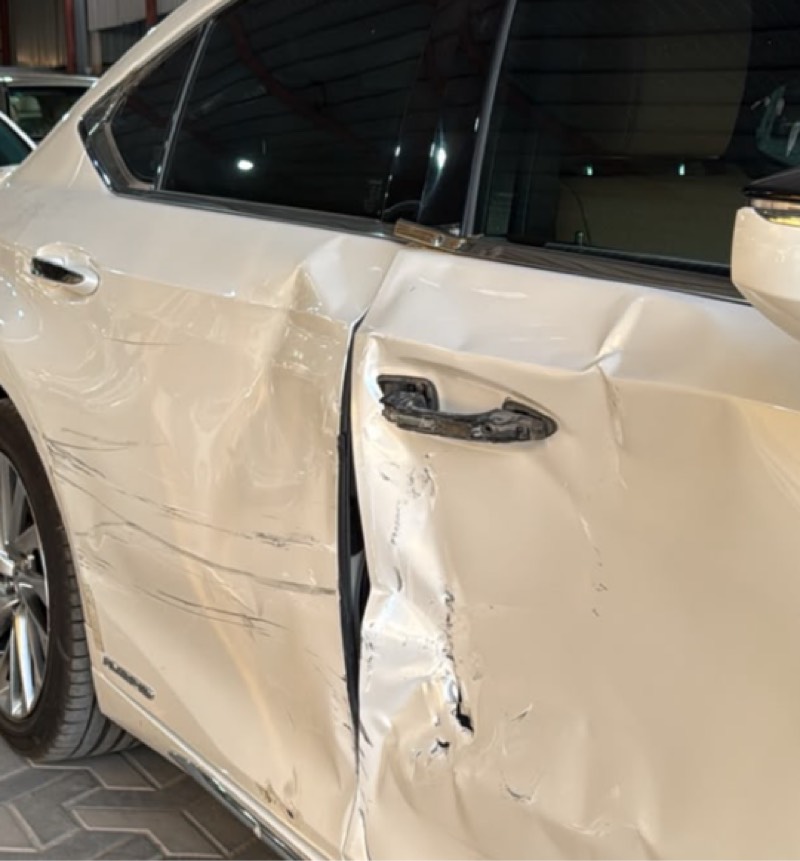 بابين يمين ابيض JTHB21B16L2073