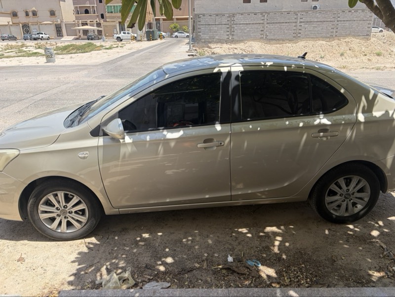 شيري اريزو3 موديل 2018للون ذهب